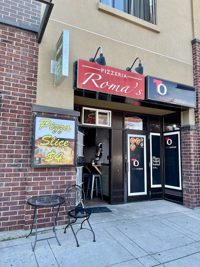 Roma's Pizzeria dining and pizza in Bridgeland, northeast Calgary